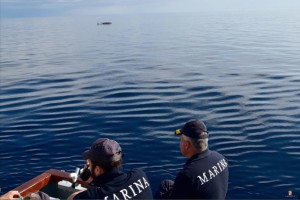 Nave Aviere della Marina Militare impegnata nel dispositivo Mare Sicuro