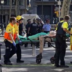 Attentato a Barcellona, furgone sulla folla-2